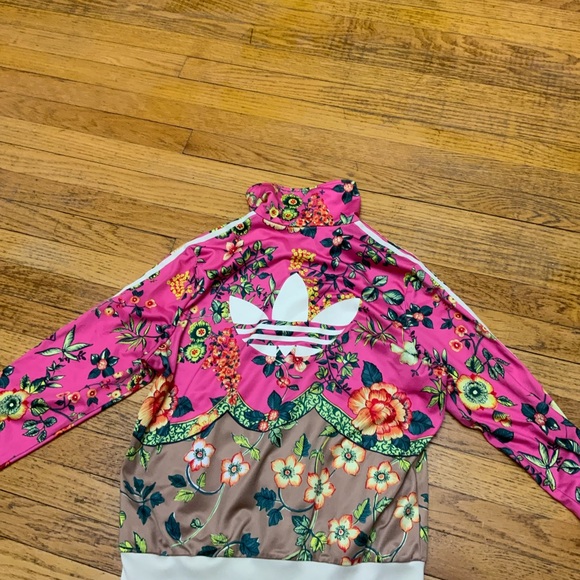 Adidas - Picture 5 of 6